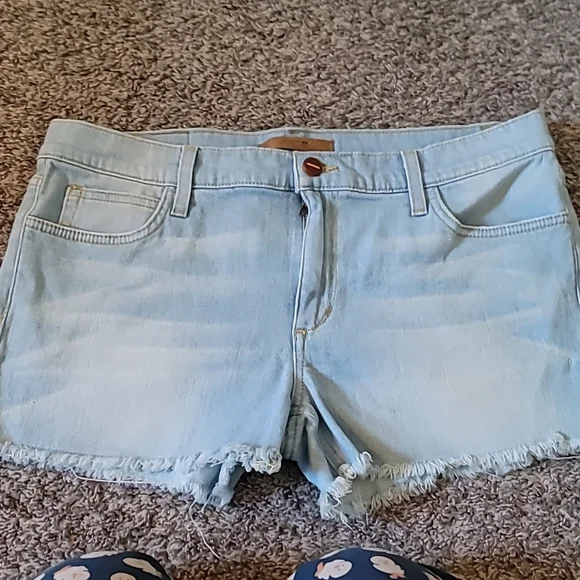 STUNNING JOES LIGHT WASH TAKARA JEAN SHORTS - Picture 4 of 11